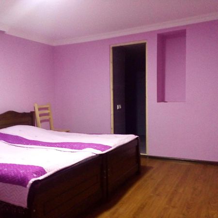 Borjomi Makvala'S Guest House ภายนอก รูปภาพ