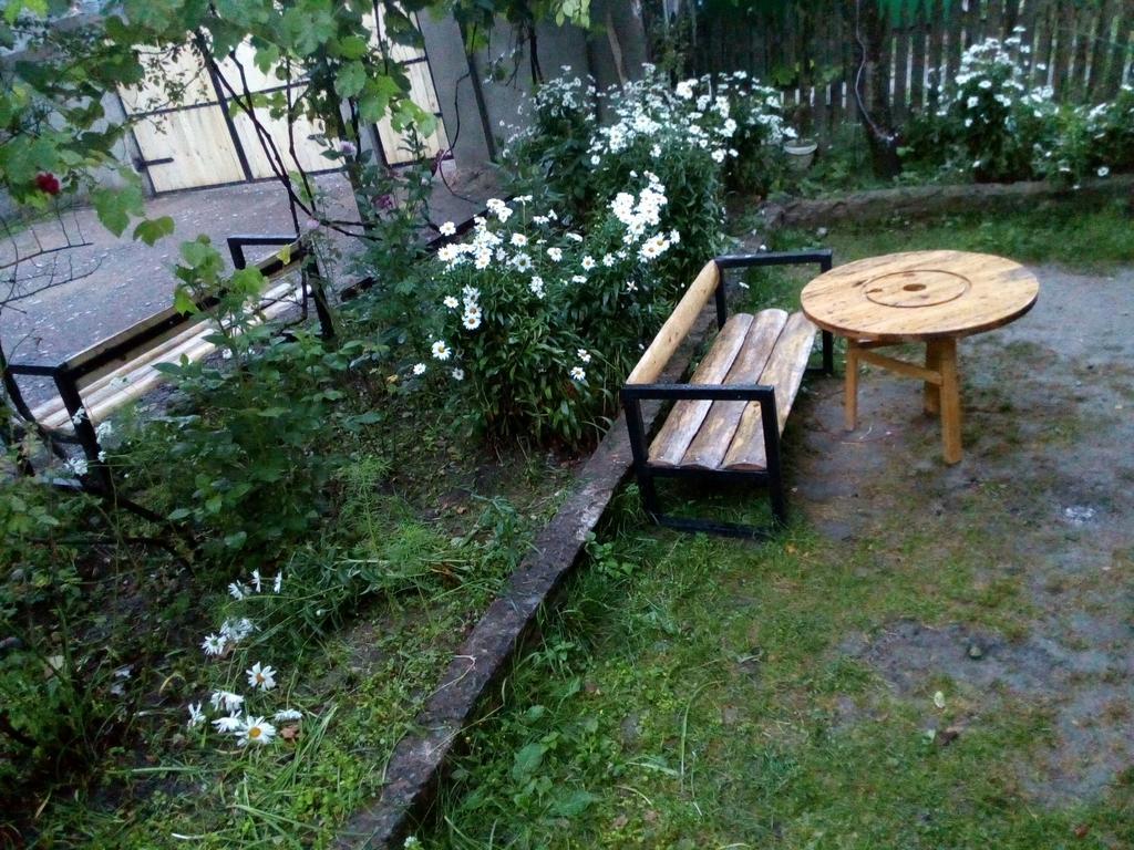 Borjomi Makvala'S Guest House ภายนอก รูปภาพ