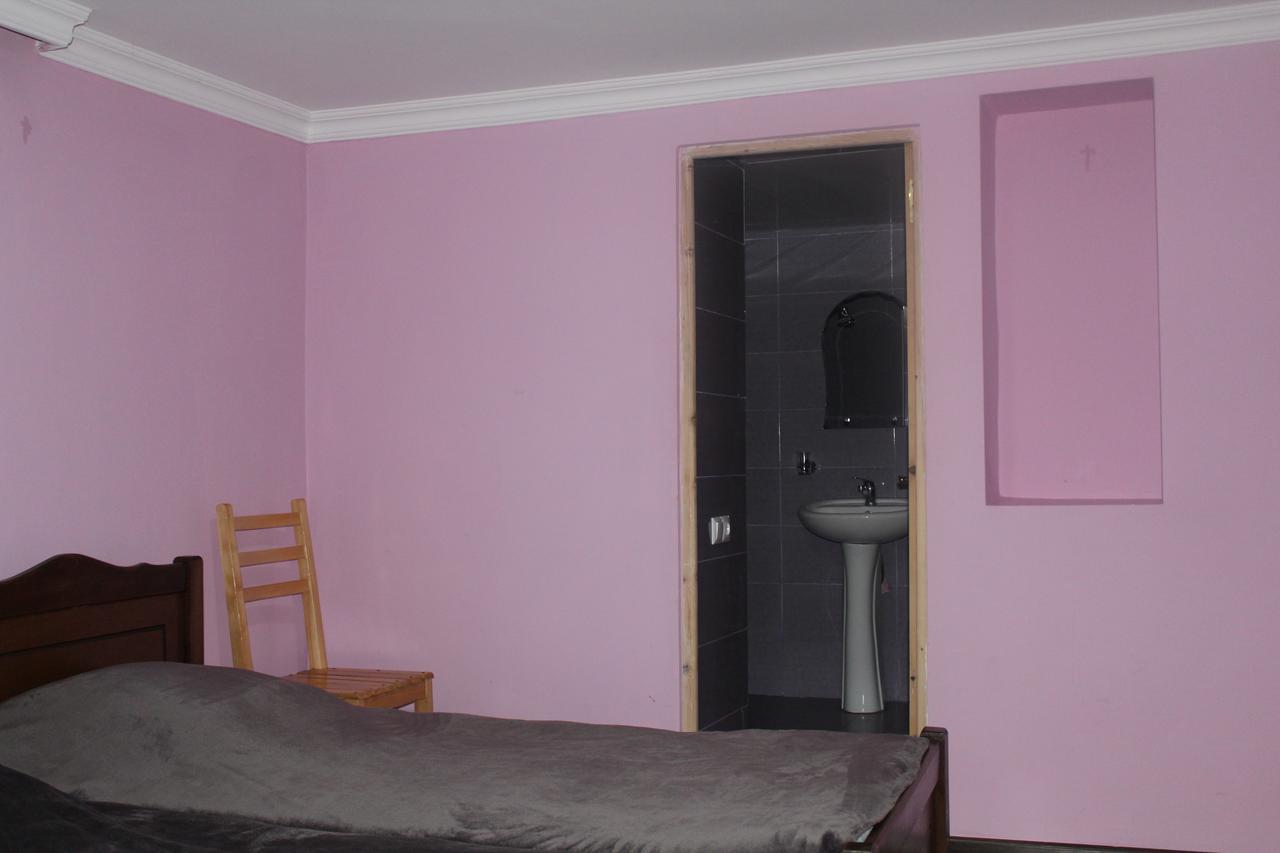 Borjomi Makvala'S Guest House ภายนอก รูปภาพ