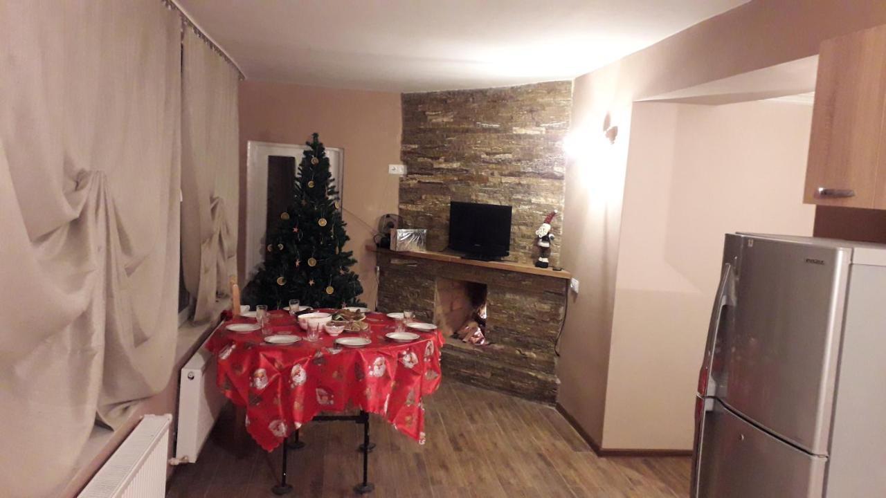 Borjomi Makvala'S Guest House ภายนอก รูปภาพ